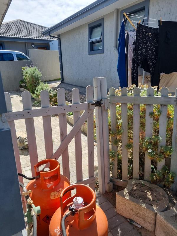 To Let 3 Bedroom Property for Rent in Dana Bay Western Cape